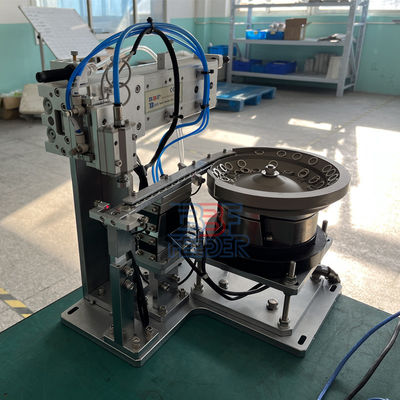 Çeşitli Şeritli Kuşak Besleme Sistemi Plastik Parçalar titreşimli besleyici Gücü 1000W