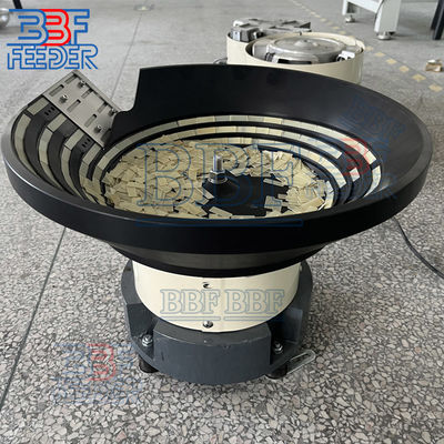 Alüminyum Alaşım Vibratory Bowl Feeder Multilane Bileşenleri Makinesi