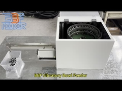 Özel titreşimli kase besleyici montaj besleme sistemi sabit hız parça besleyicisi